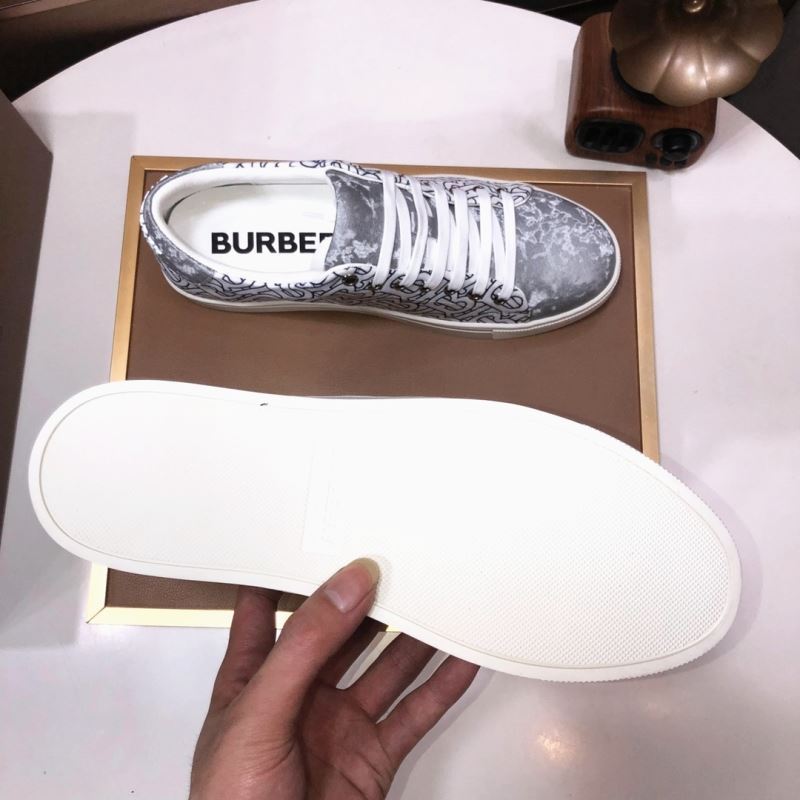 Burberry Low Shoes